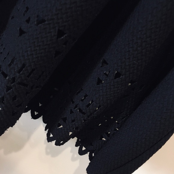 Classy little black dress!  Monteau Girl ~ sz 10-12 - Picture 8 of 9